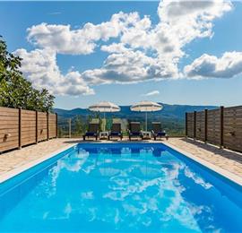 5 bedroom villa with pool, near Acharavi, sleeps 9